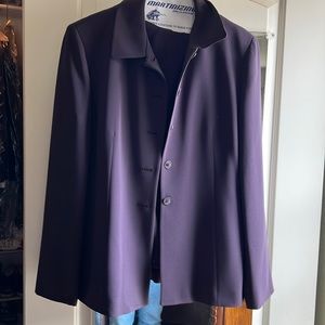 Women’s Jones New York Two Piece Suit Size 10